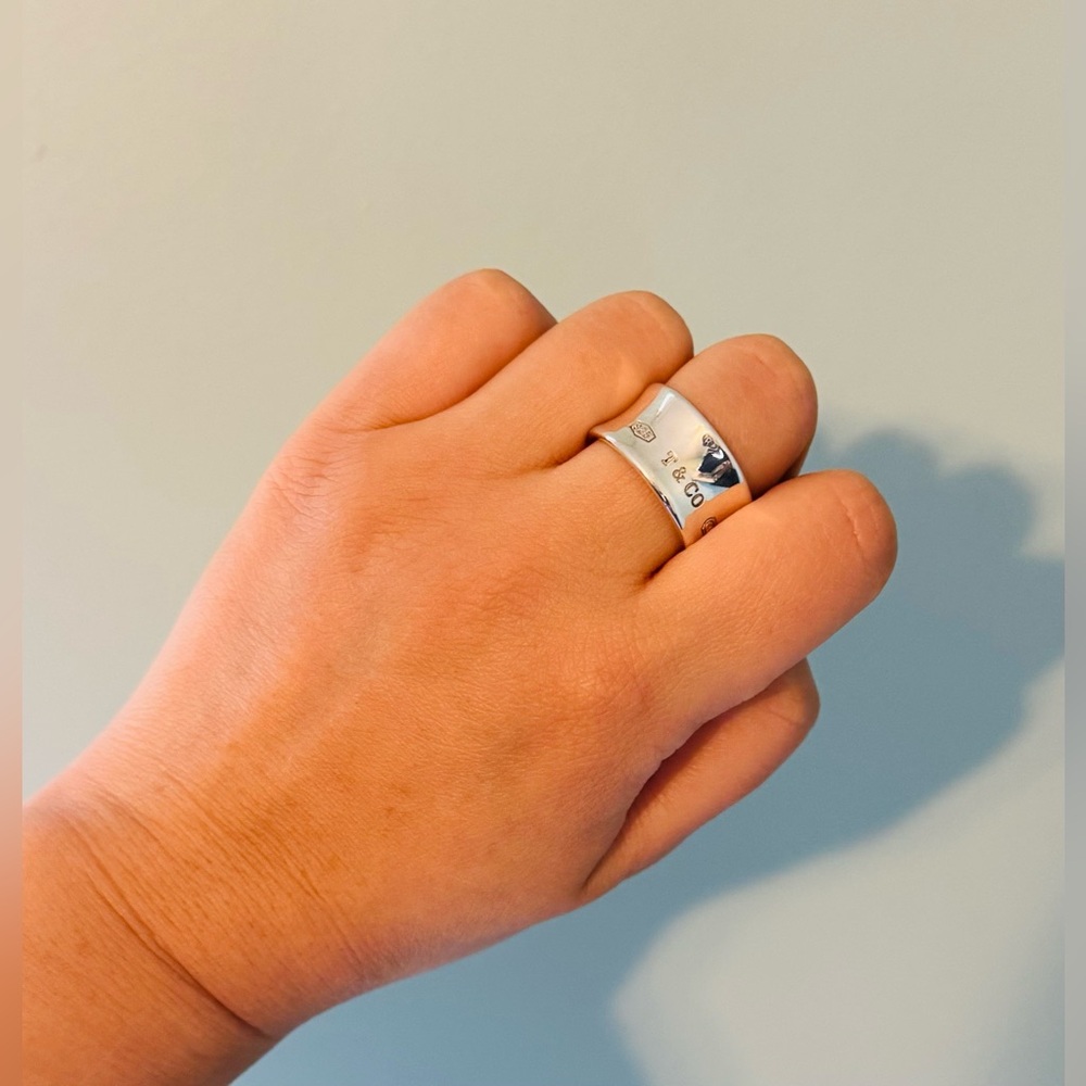 Rare Tiffany & Co 1837 Wide Concave Band Ring Sterling Silver 925 Size 9 - Picture 4 of 11